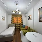 Lägenhet Central Apartment Tirana