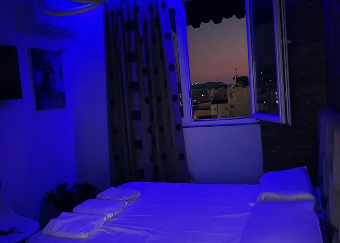 Central Apartment Tirana *